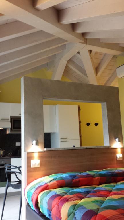 Residence Luna Di Monza Rum bild